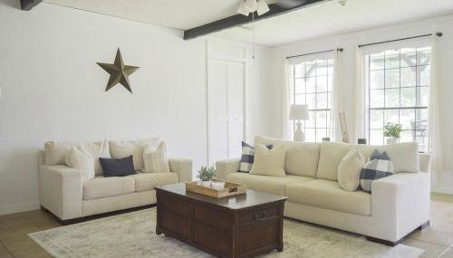 Gorgeous 10 Acre Modern Farmhouse & Private Pond - Foto 2