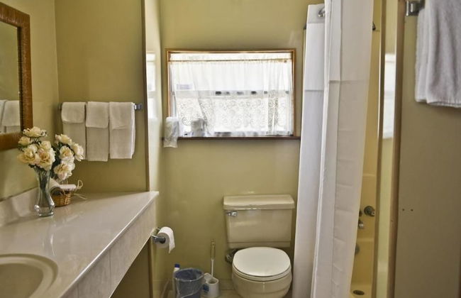 Lake Ida Beach Resort - Photo 14