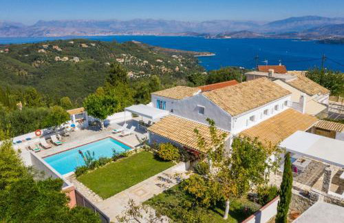 Villa Rastoni by Rastonivillas - Sunny Family Villa in the best part of Corfu! - Foto 1