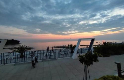 Apartment Take a Look - Photo 44