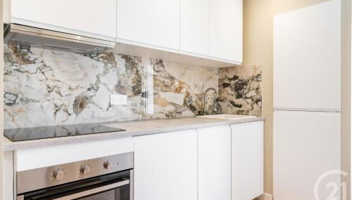 Modern Appartment, Central, 10 Min Walk to Beach - Photo 3, stove