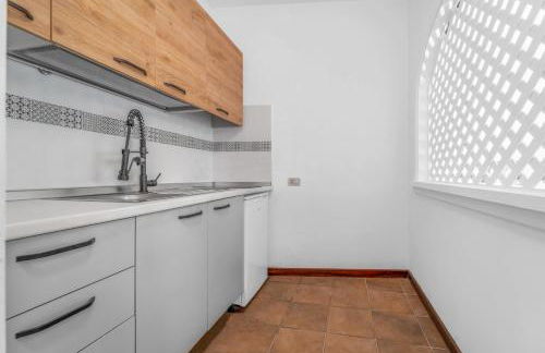 -Free Pool, Beach and Parking- Deluxe Apartment - Foto 20