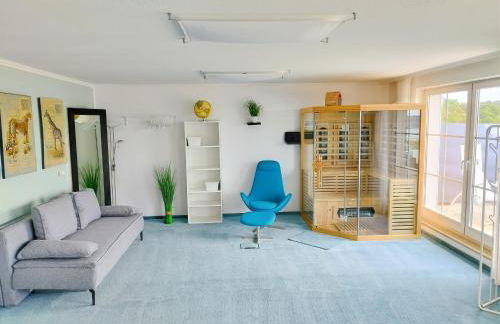 Seeblickapartment für bis zu 12, Nürnberg & Schwabach in 30-35 Minuten zu erreichen, Sauna, Arbeitsplatz, Dachterrasse & Grill - Foto 36