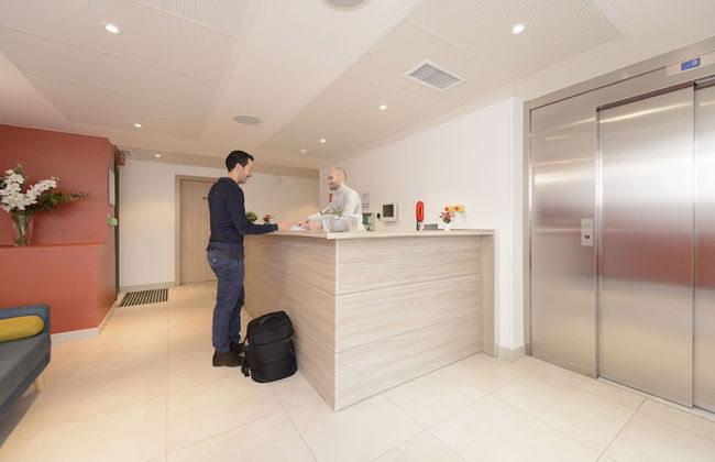 HOTEL LES PORTES DE PARIS - Foto 5