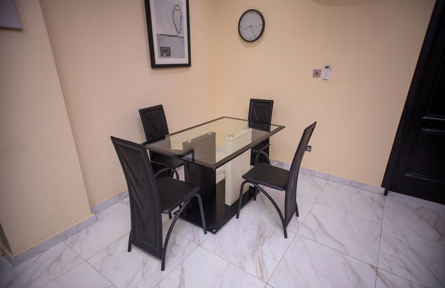 Executive 2-bed Apartment, Santa Maria - Accra - Foto 12