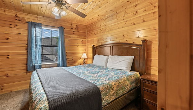 Panoramic View 6 Bedroom Cabin by RedAwning - Foto 4, Habitación