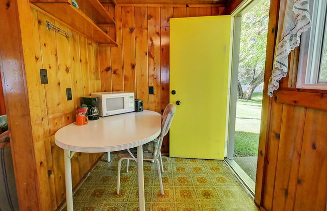 Idle A While Cabins - Photo 8