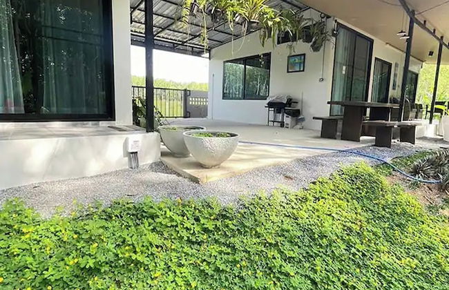 Baansuan Jaidee near Ton Nga Chang Waterfall - Foto 70