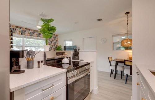 Hot Tub and Courtyard Access! North Palm Beach Home - Foto 10