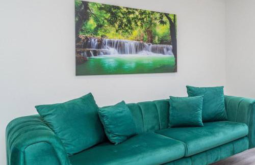 2 bedroom house with parking in Borehamwood - Foto 16