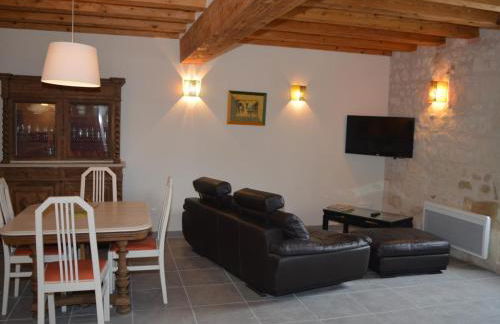 Gîte confortable à Huismes, proche de Chinon avec cour fermée - FR-1-381-370 - Foto 8