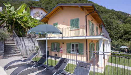 Montagna del Sole w/ Pool - Foto 2, sunbed