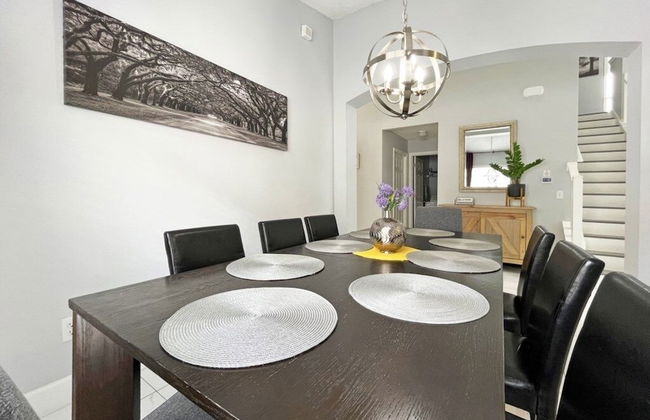 Madiera Magic 5 Bedroom Home by RedAwning - Photo 46