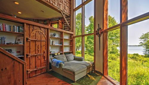 Dragonwood Castle on Waterfront with Stunning View - Foto 3