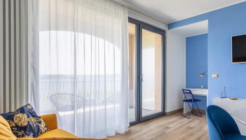 Casa Vacanze Maddalena - Palazzetto sul Lago - Diamante Blu - Foto 4