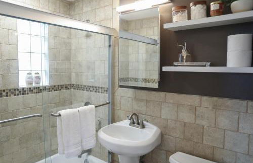 Mystic Haven - Hot Tub, BBQ Grill, Beaches, Pet Friendly - Foto 19