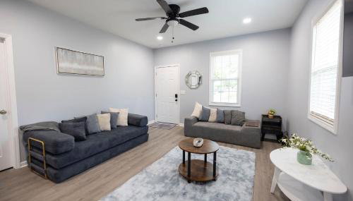 3 Min to Downtown - 10 Min to Elon - Smart TVs - Foto 5