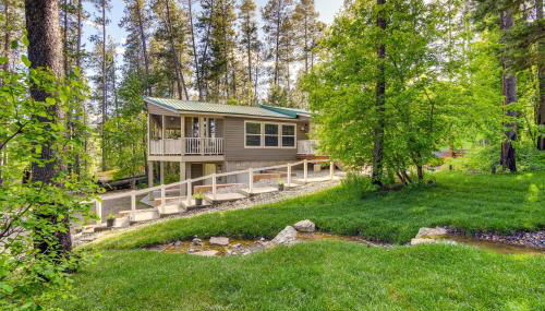 Rustic Escape with Deck, Hot Tub and Mountain Views - Foto 4