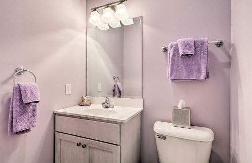 Relax Fireside! Retreat 16 Mi to Camelback Resort - Foto 13