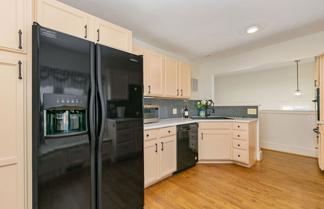 Mulberry Place: a Charming Cottage Near Old Town! - Photo 10