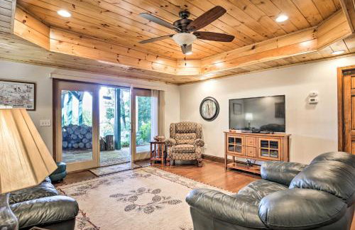 Hiawassee Home with Fire Pit and Furnished Deck! - Foto 16