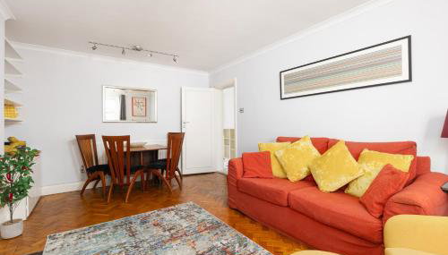 Bright 1BR Bloomsbury Flat by King's Cross - Photo 2