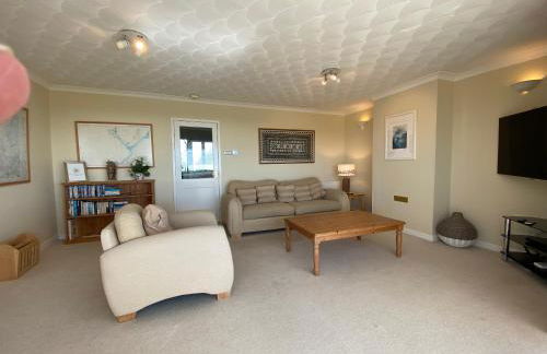 Amazing Sea Views, Short Walk to the Beach - Foto 9