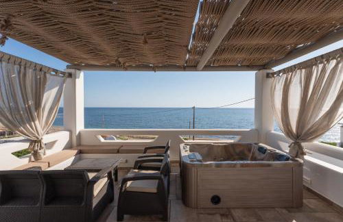 Skyros Trias - Photo 3