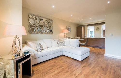 Riverside Retreat - Durham - Photo 1