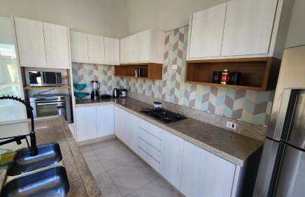 Villa Privada de Luxo com Piscina Refugio para Familias em Maringa - Foto 24