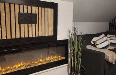 ADULT ONLY relax escape apartment hottub - Foto 24