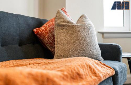 4 Bed Flat With Parking Sleeps 8 in Fife - Foto 37