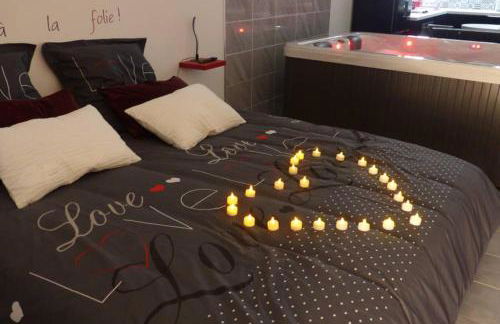 Nuit romantique avec Jacuzzi SPA privatif proche TOULOUSE - Foto 37