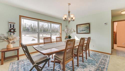 Lakefront Home with Yard and Views in Cheboygan! - Foto 5