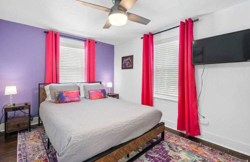 Vineyard Cottage-Pet Friendly & Walk to Oaklawn! - Foto 39