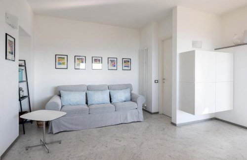 "The Ulivi" inside Le Agavi Private Park, shared Pool and Tennis 200m far, Sea View Apartment 2 AC BDR, 2BTH, parking next home and private garage in Lerici! Cooking Lesson and Wine Tasting - Foto 14