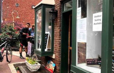 Day Street - Walk to Harpers Ferry NP - Foto 10