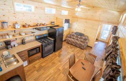 The Sophia Cabin #3 at Blue Spruce RV Park & Cabins - Foto 5