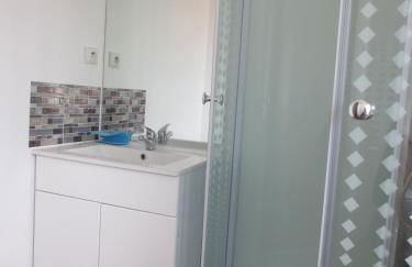 Appartements et studios meublés au centre ville d'Ouzouer Sur Loire - Photo 5