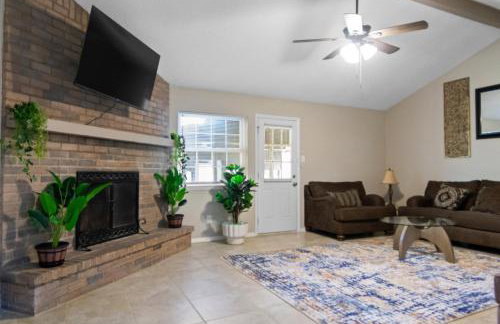 Cozy Retreat near DFW & Stadium/Game Room - Foto 14