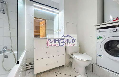 2 pièces cabine - 6 pers - Proche centre et remontées - FR-1-854-48 - Foto 3