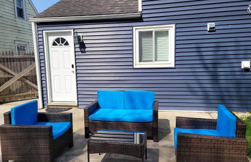 Nice house with private parking, king bed fenced yard - Foto 49