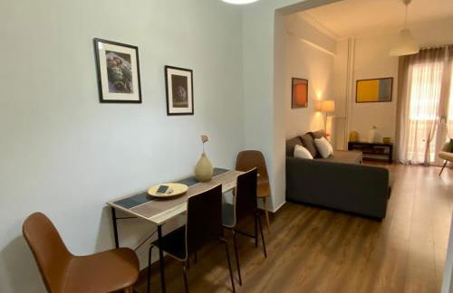 Cozy & Connected, Walk to Culture, Metro in Minutes - Foto 15