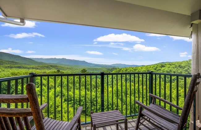 Sleeps 4 Hot Tub Indoor Pool Mountain Views - Photo 22