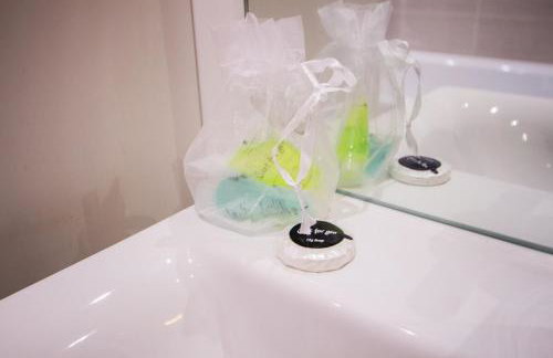 Charming 1BR House in Eccles with Free Parking - Foto 37