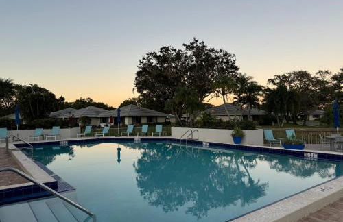 The Bougie Bungalow, PGA - Photo 16