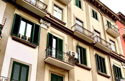 Spacious 130 sqm Luxury Apartment - 2 Bathrooms - Central Station & Old Town - Foto 19