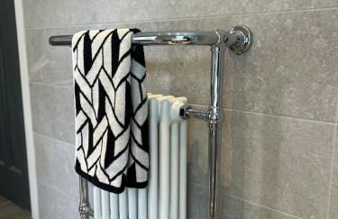 Stunning Edwardian Country Home Unwind - Foto 25