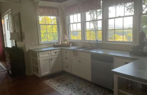 Secluded Country Cabin Rental with Beautiful Garden Space near Fayetteville, Arkansas - Foto 25