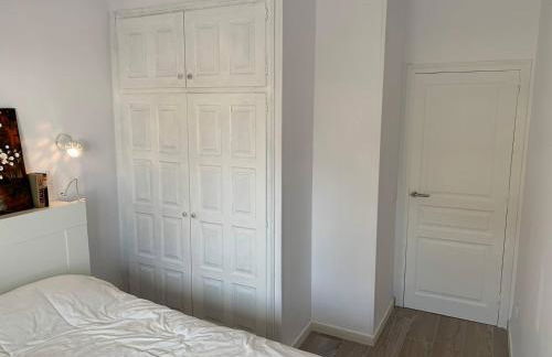 Charming & renovated apt stone throw to the sea - Foto 9